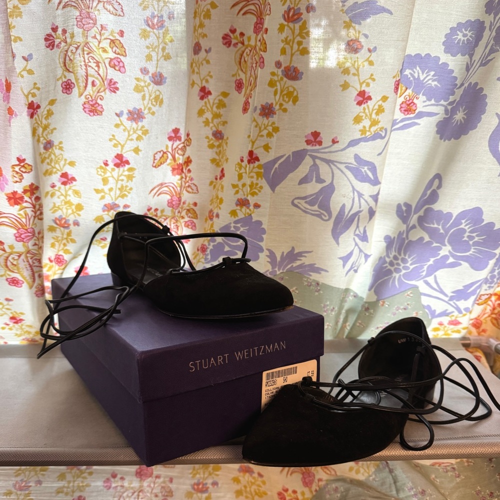 Stuart Weitzman Gillian Flats